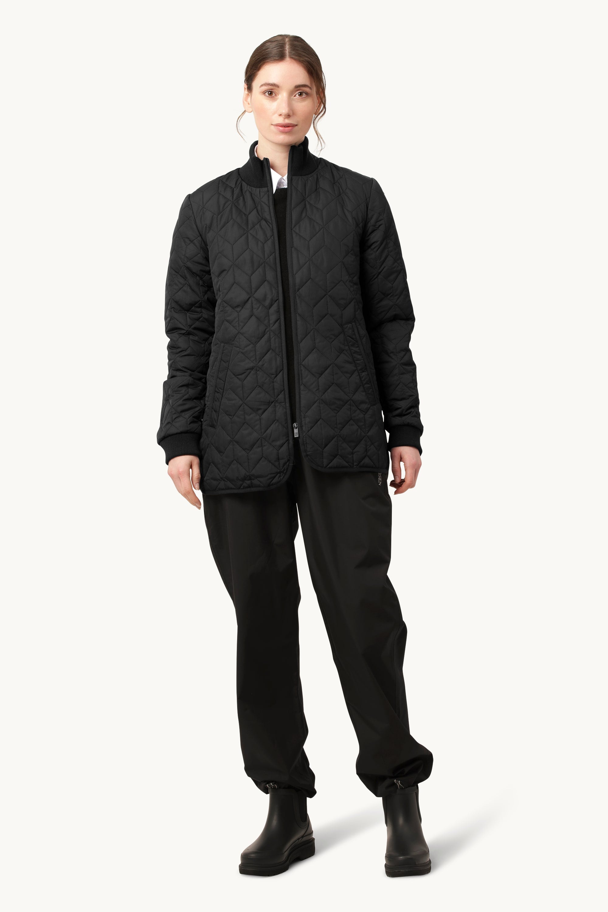 Short Quilt Jacket - Black
