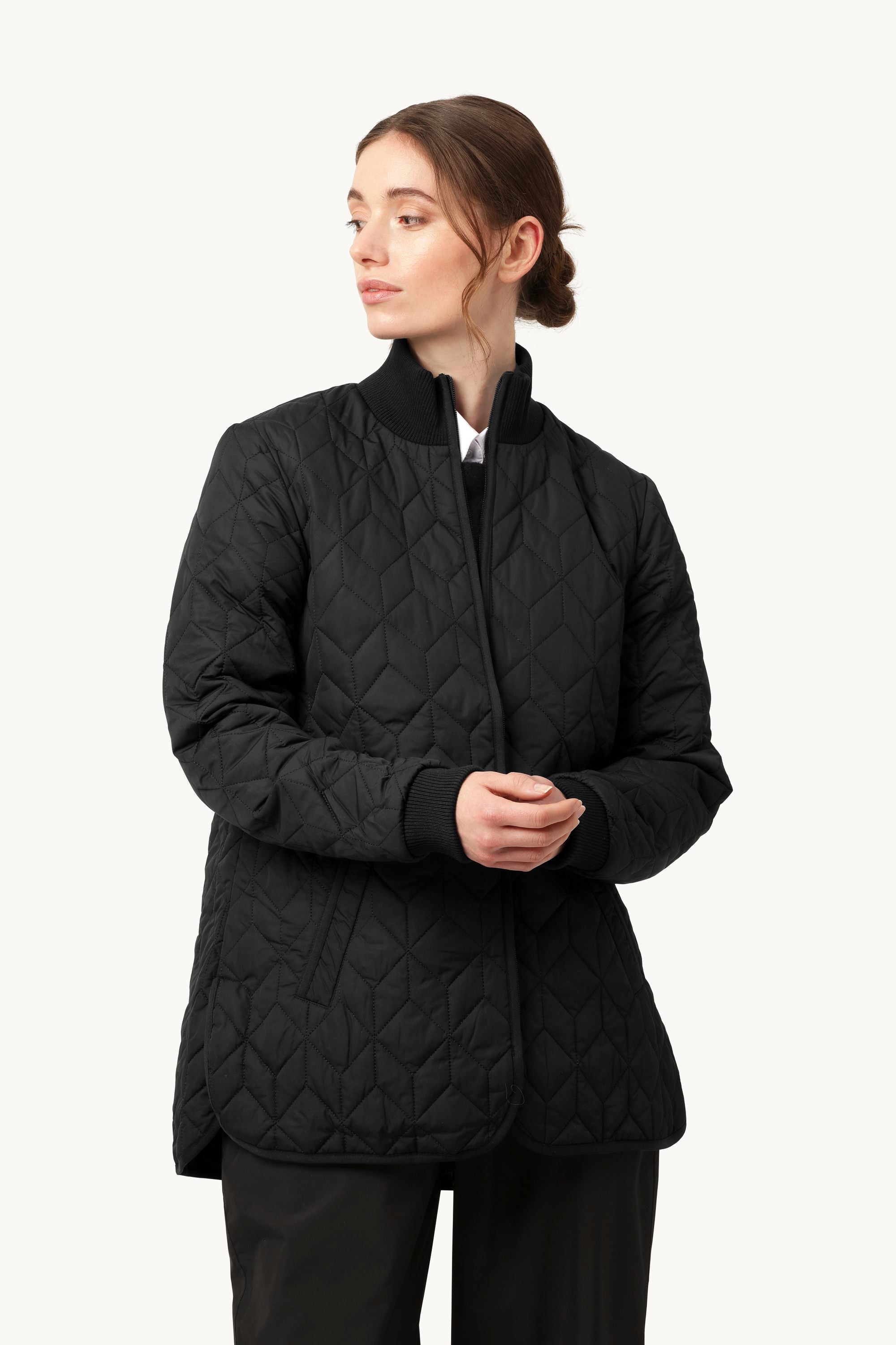 Short Quilt Jacket - Black