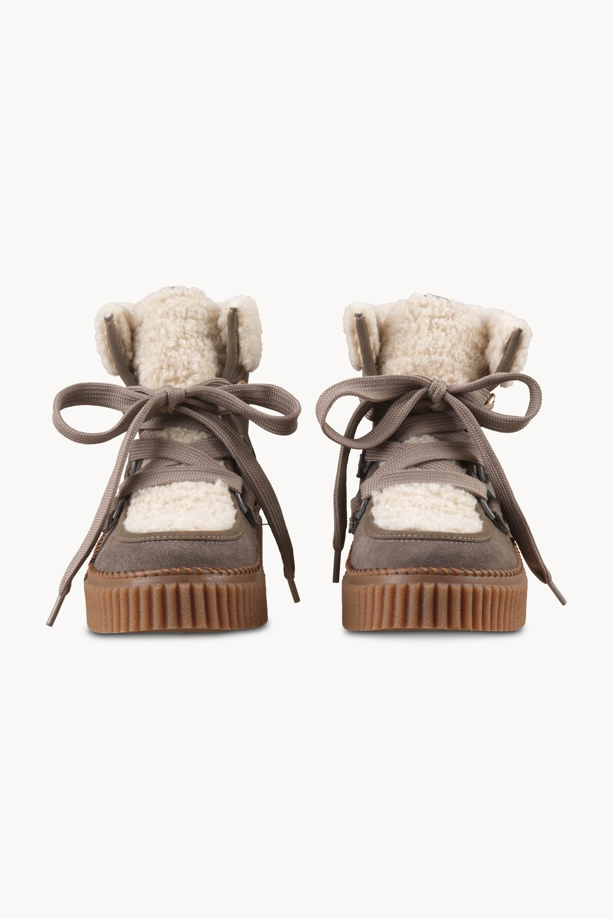 Suede Boots With Shoelaces - Falcon Clay