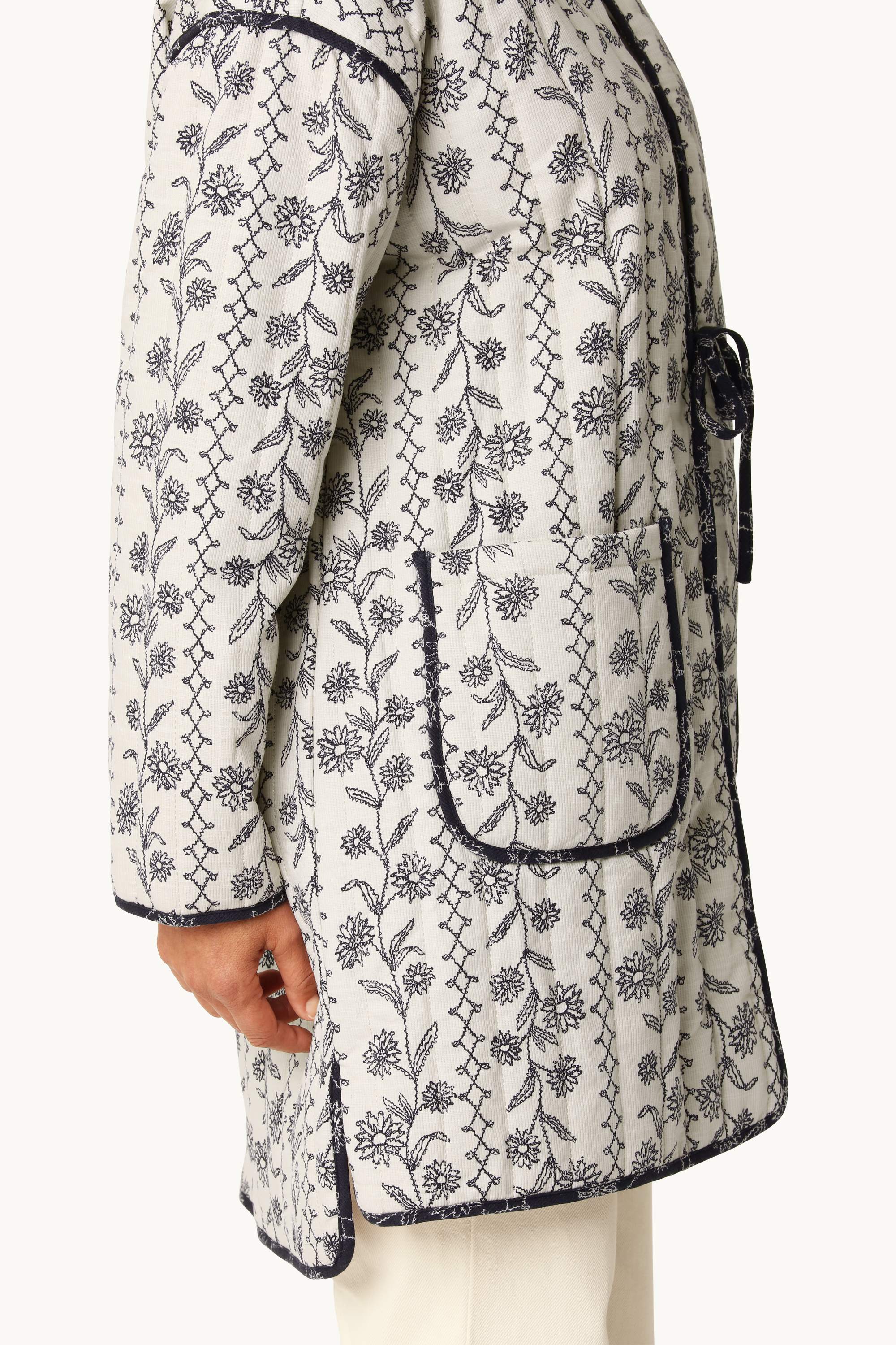 Padded Jacket - White Wildflower