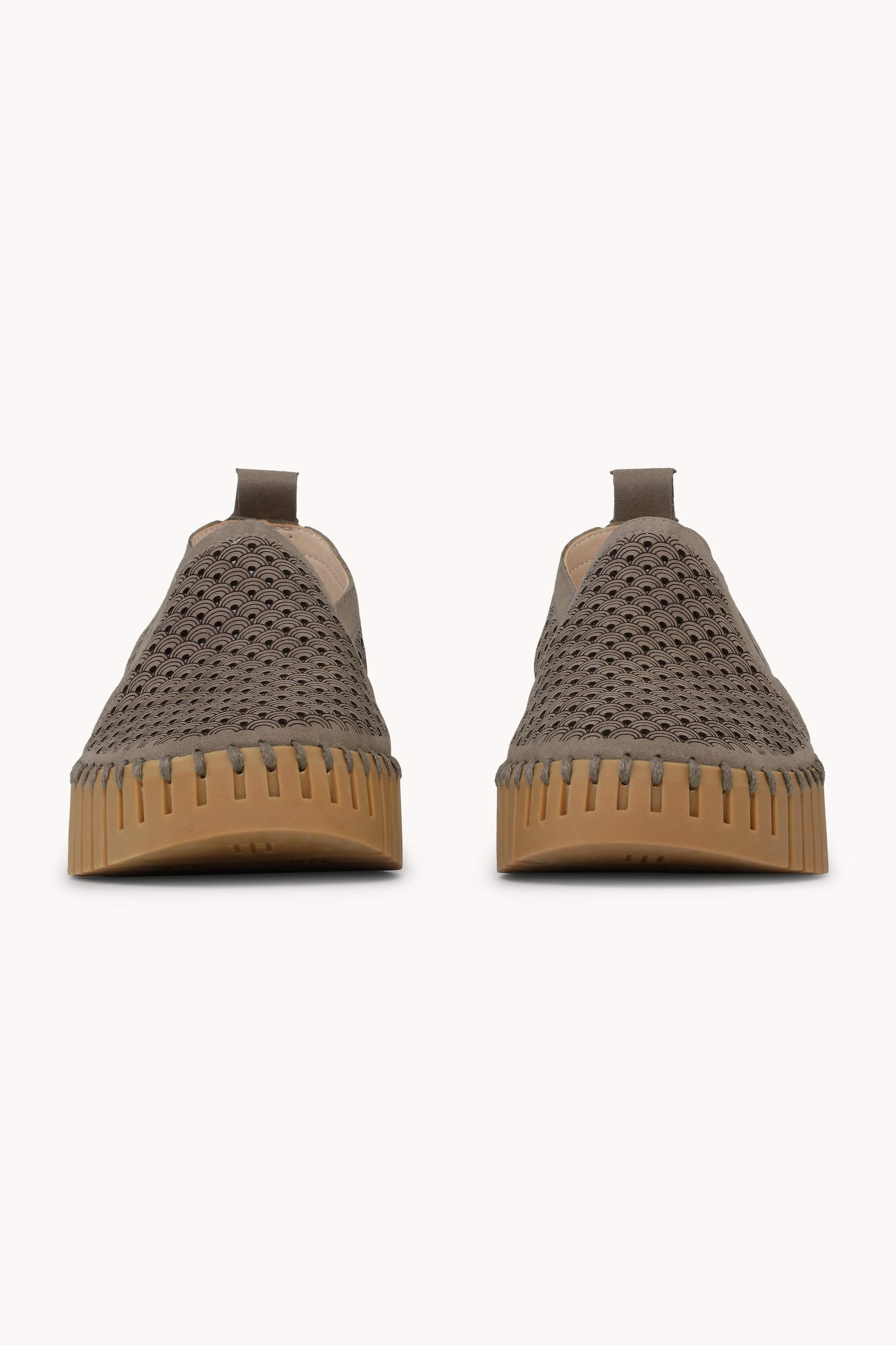 Tulip Slip-On - Wheat Mocca