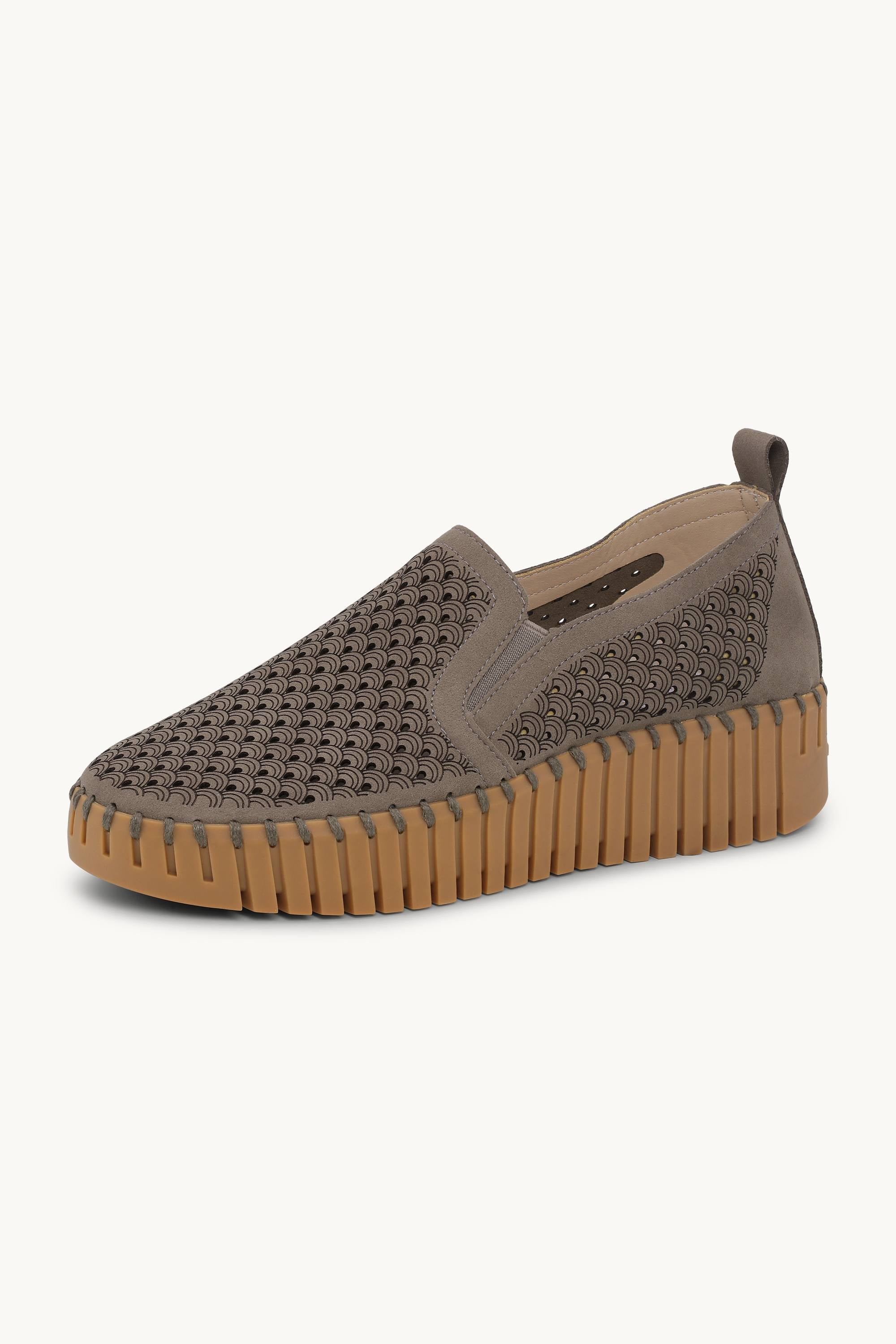 Tulip Slip-On - Wheat Mocca