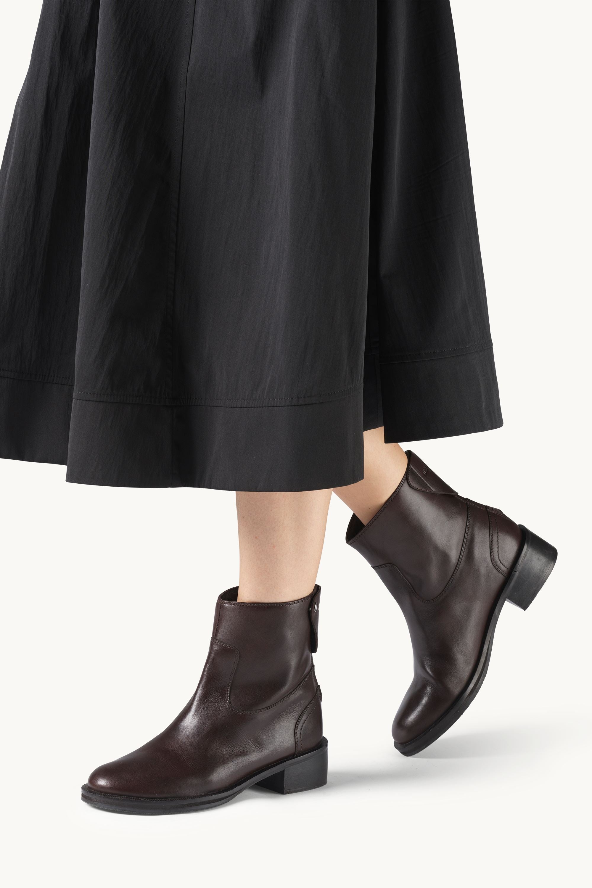 Leather Ankle Boots - Brown Black