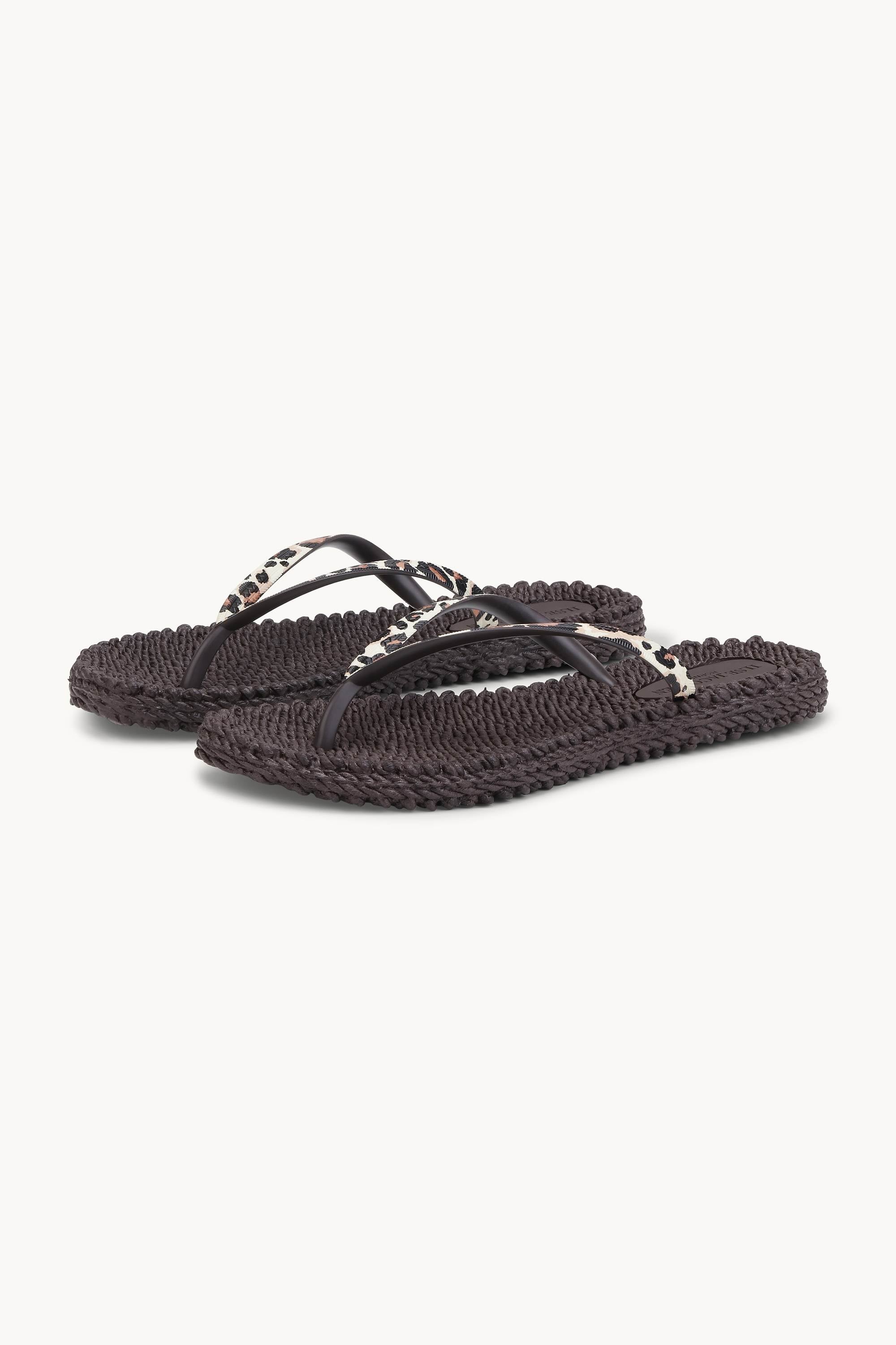 Flip Flops With Print - Brown Panthera Print