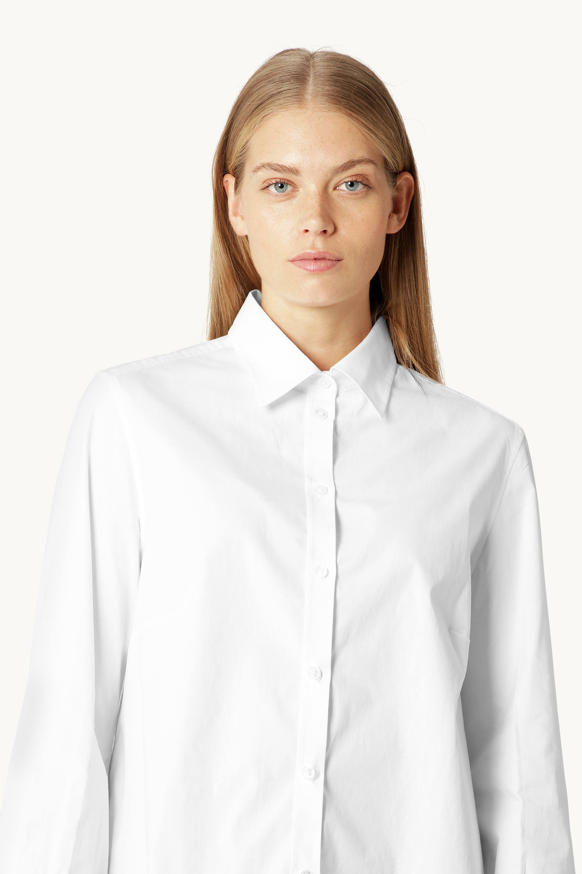 Skjorte Med Fald Bagpå - White