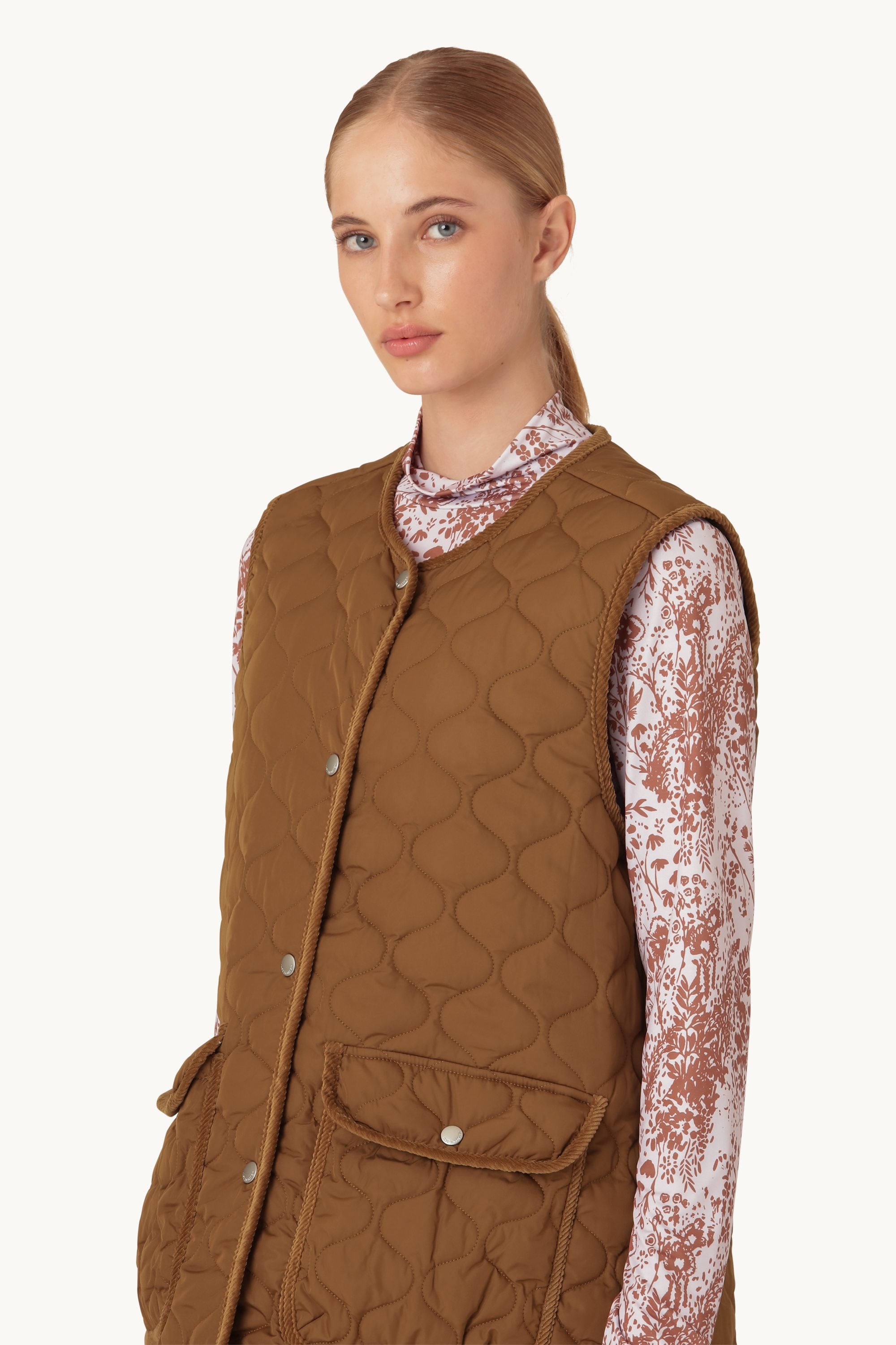 Quilt Long Vest - Walnut