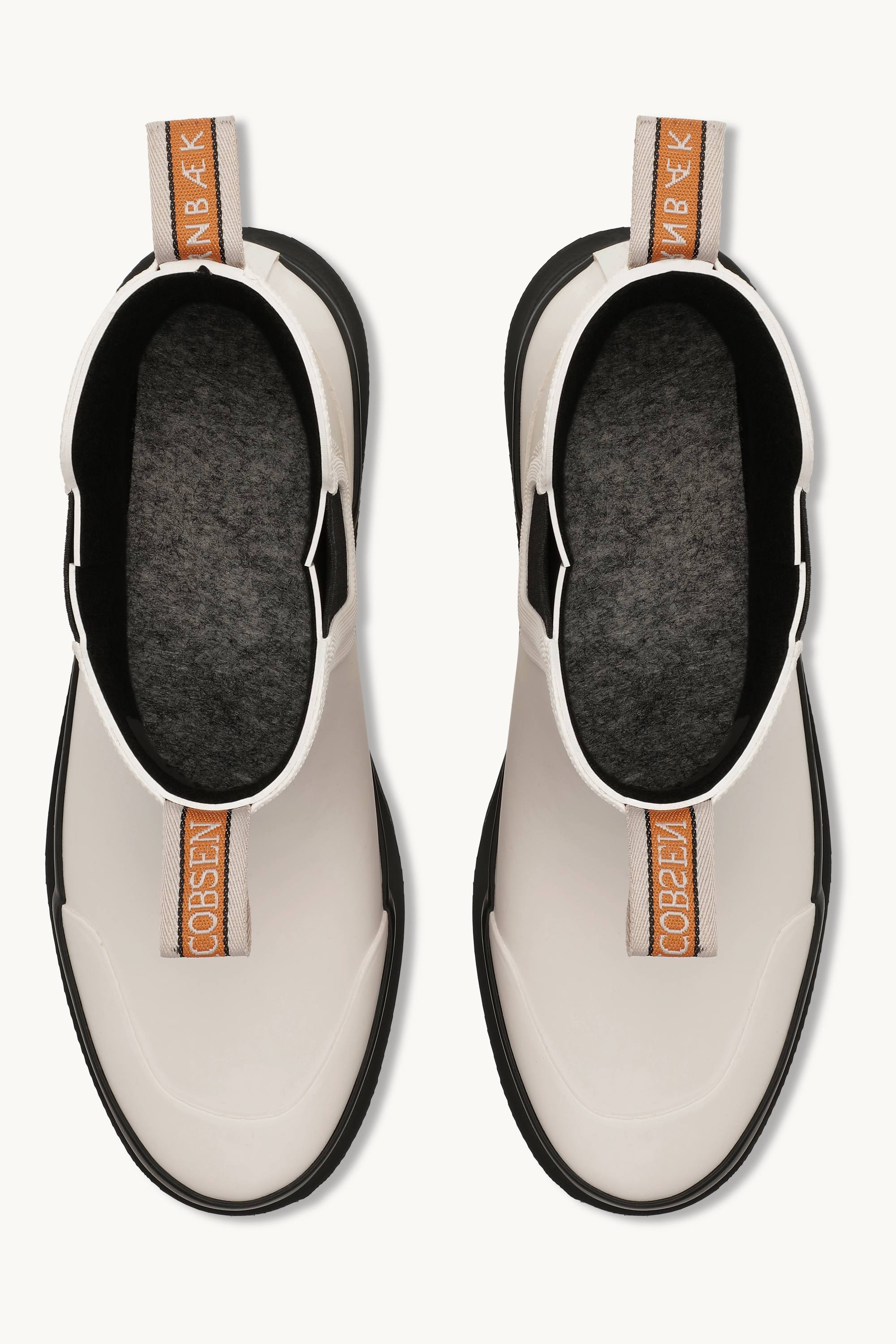 Chelsea Rain - Milk Creme