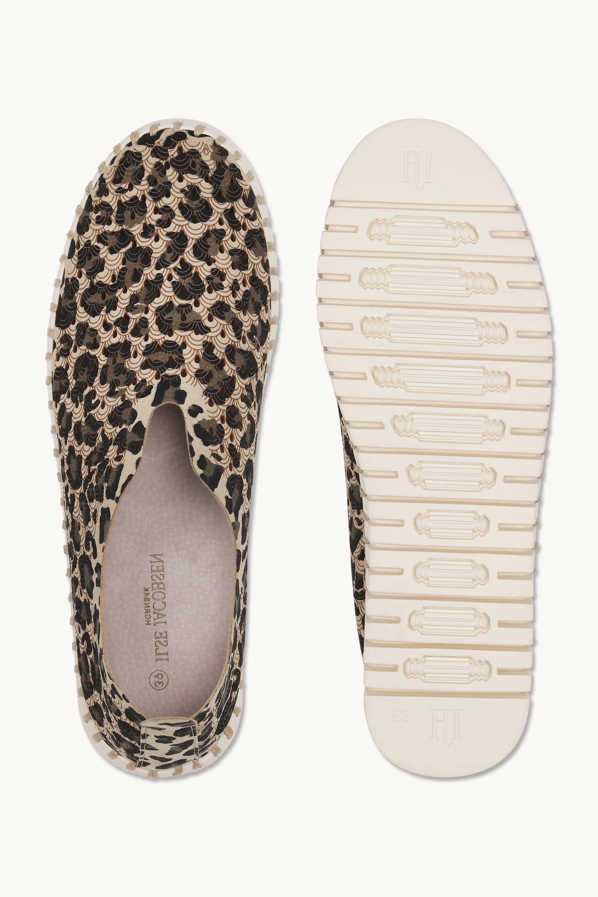 Tulip Slip-In - Latte Pearled Ivory